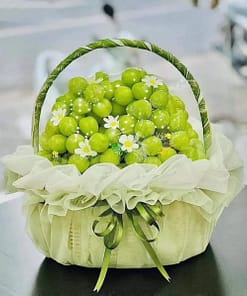 giỏ trái cây nho xanh